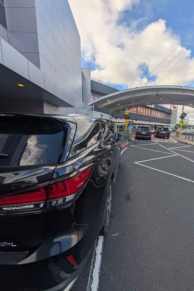 Melbourne Top Taxi Services, Australia